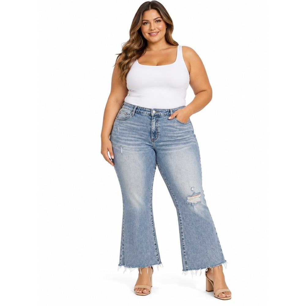 Terra & Sky Light Wash Distressed Raw Hem Jeans Womens Plus Size 22W